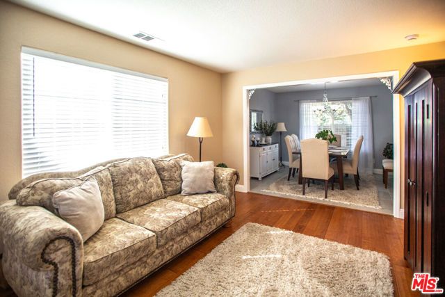 821 Coiner Court, Los Alamos, CA 93440