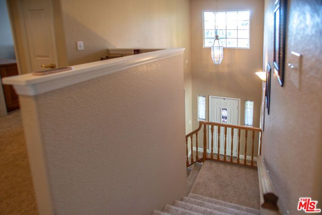 821 Coiner Court, Los Alamos, CA 93440