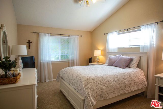 821 Coiner Court, Los Alamos, CA 93440