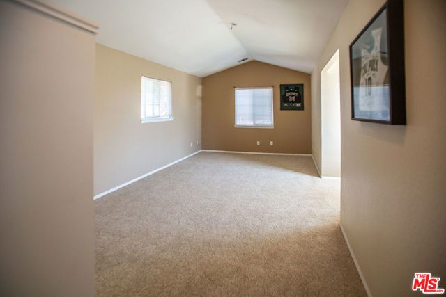 821 Coiner Court, Los Alamos, CA 93440