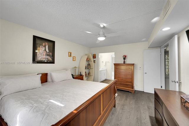 10187 Mangrove Dr 201, Boynton Beach, FL 33437