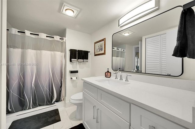 10187 Mangrove Dr 201, Boynton Beach, FL 33437