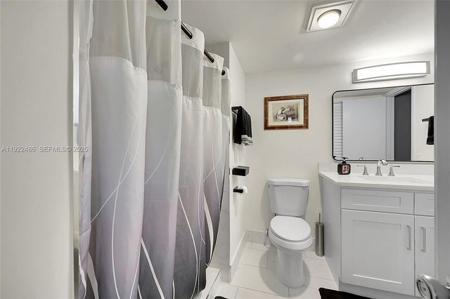 10187 Mangrove Dr 201, Boynton Beach, FL 33437