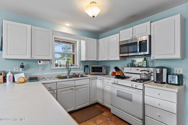 217 NE 61st Street, Oak Island, NC 28465
