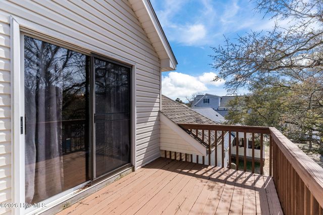 217 NE 61st Street, Oak Island, NC 28465