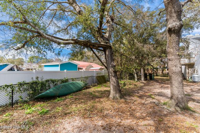 217 NE 61st Street, Oak Island, NC 28465