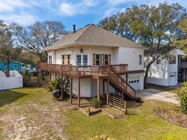 217 NE 61st Street, Oak Island, NC 28465