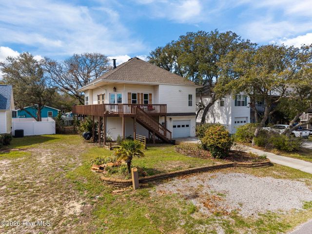 217 NE 61st Street, Oak Island, NC 28465