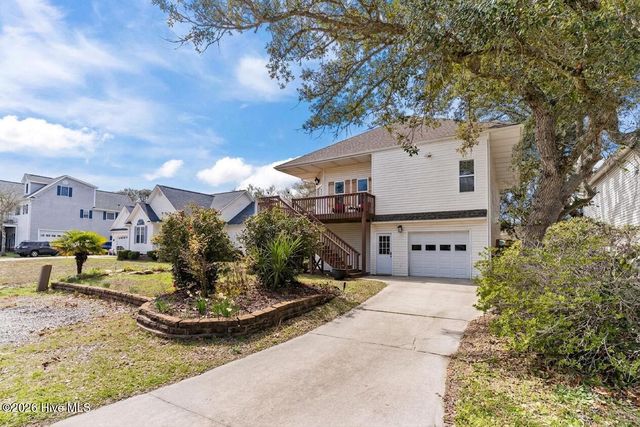 217 NE 61st Street, Oak Island, NC 28465
