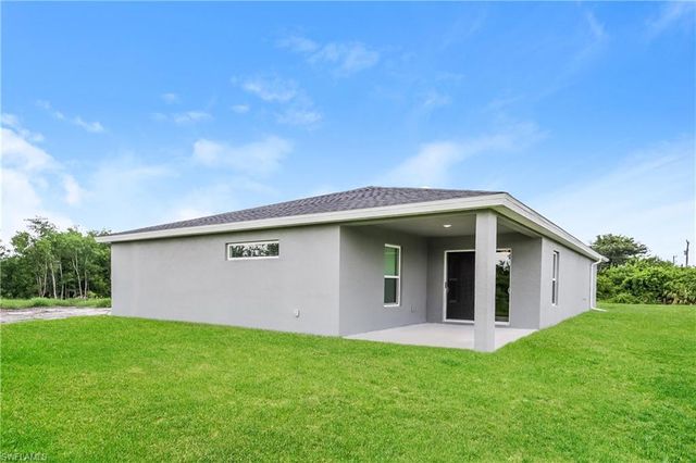 3109 14th ST SW, Lehigh Acres, FL 33976