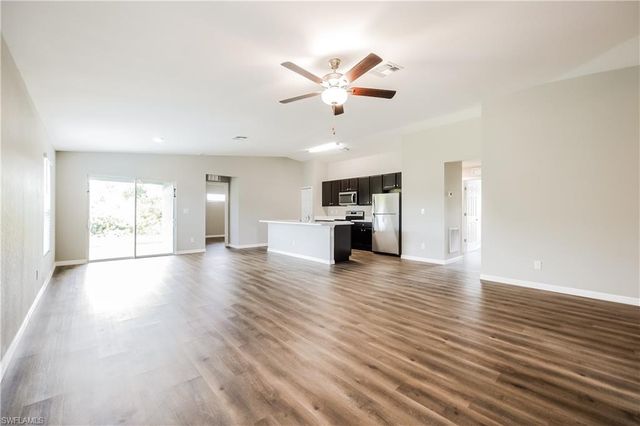 3109 14th ST SW, Lehigh Acres, FL 33976