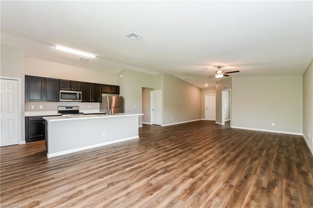 3109 14th ST SW, Lehigh Acres, FL 33976