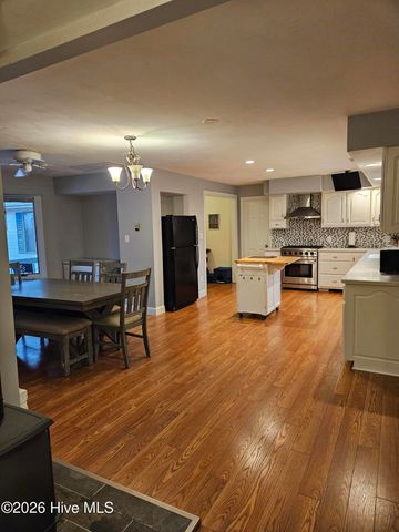 104 Windwood Drive, Elizabeth City, NC 27909