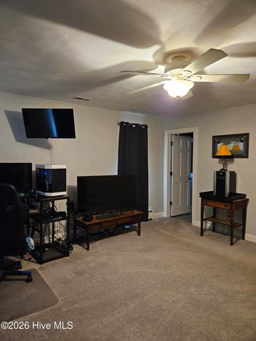 104 Windwood Drive, Elizabeth City, NC 27909