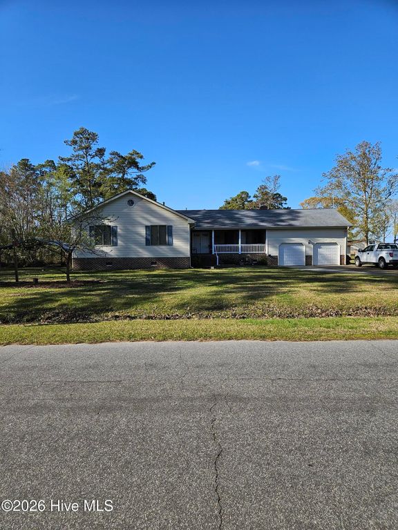 104 Windwood Drive, Elizabeth City, NC 27909