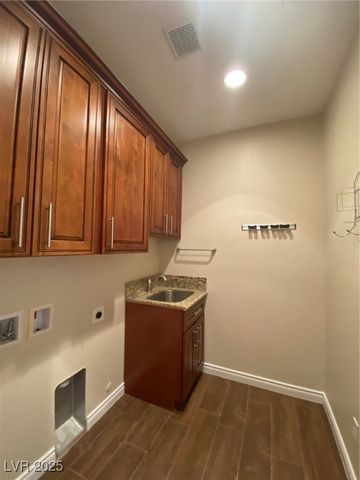 440 Chevron Street, Pahrump, NV 89048