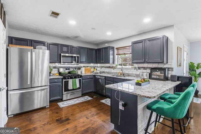 159 Shadowhill Lane, Loganville, GA 30052
