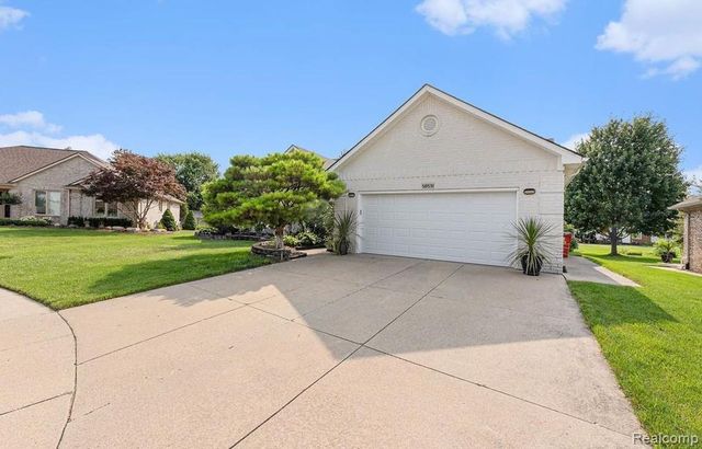 50531 Princeton Drive, Macomb, MI 48044