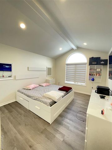 50531 Princeton Drive, Macomb, MI 48044