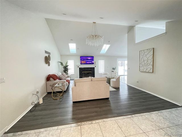 50531 Princeton Drive, Macomb, MI 48044