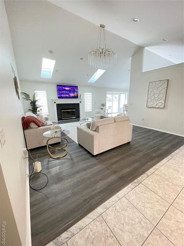 50531 Princeton Drive, Macomb, MI 48044