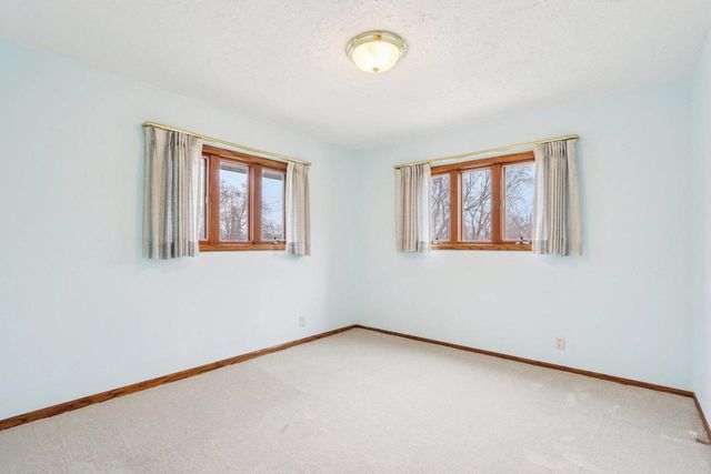 8810 S Patricia BOULEVARD, Oak Creek, WI 53154