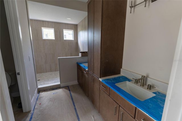4018 W CLEVELAND STREET, Tampa, FL 33611