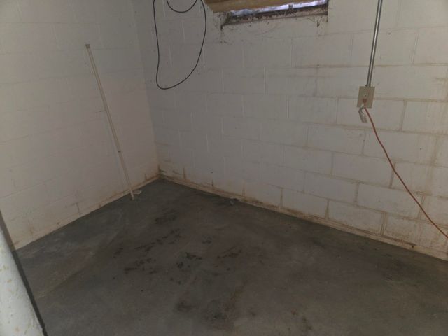 818 E Chippewa Street, Pleasant, MI 48858