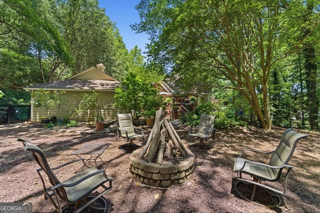 1042 Bailey Road, Woodstock, GA 30188