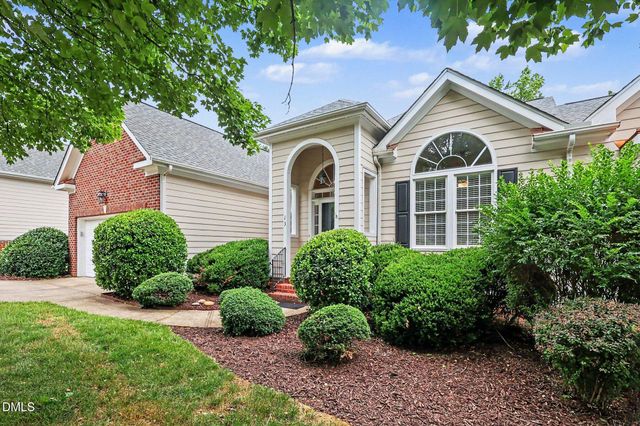 13 York Woods Place, Durham, NC 27705