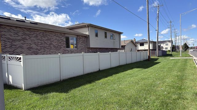 268 Marquette Avenue, Calumet City, IL 60409