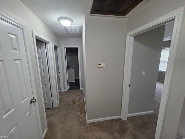 13 Colonial WAY, Chesapeake, VA 23325