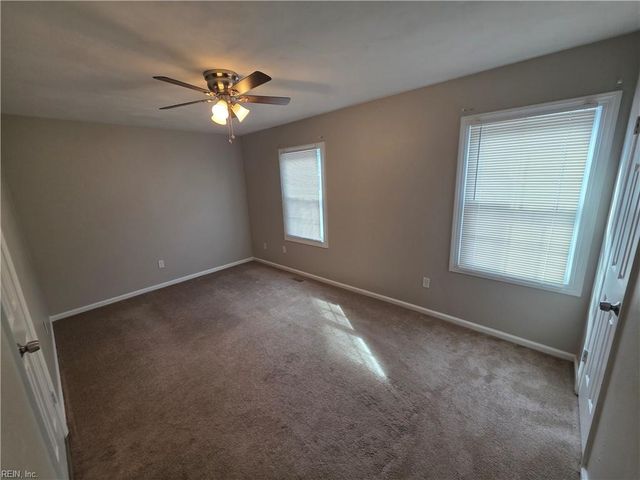 13 Colonial WAY, Chesapeake, VA 23325