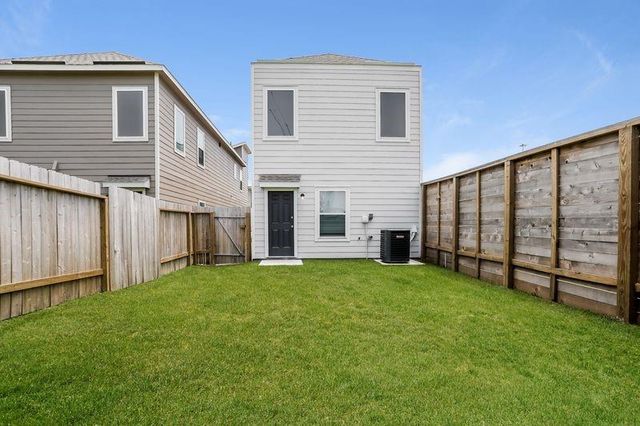15235 Estrella West, Houston, TX 77073