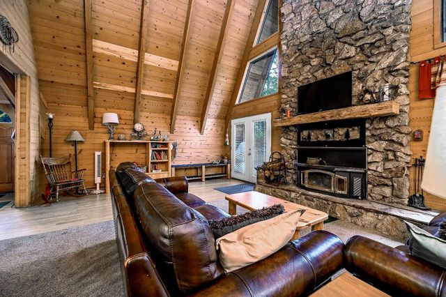 41864 Linnet Lane, Shaver Lake, CA 93664