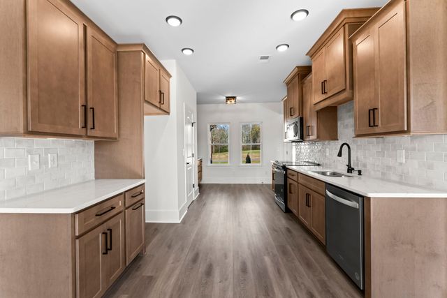 510 Apple Blossom Trl, Shelbyville, TN 37160