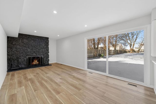 811 Copley Lane, Joliet, IL 60431