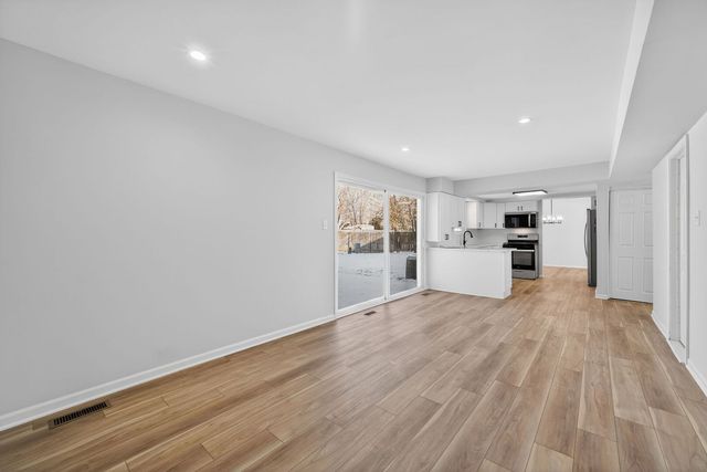 811 Copley Lane, Joliet, IL 60431