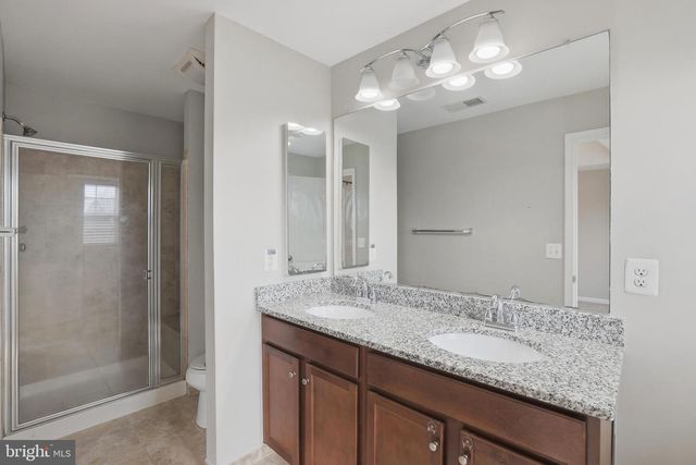 22660 AMBERJACK SQ, Brambleton, VA 20148