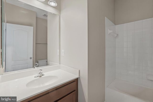 22660 AMBERJACK SQ, Brambleton, VA 20148