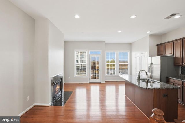 22660 AMBERJACK SQ, Brambleton, VA 20148