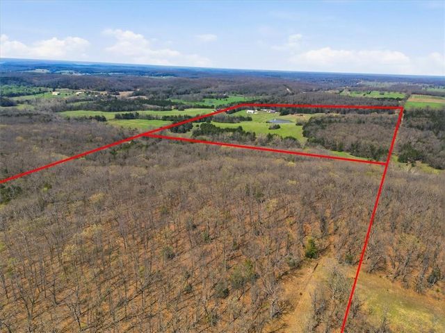 21756 Flippin Road, Warsaw, MO 65355