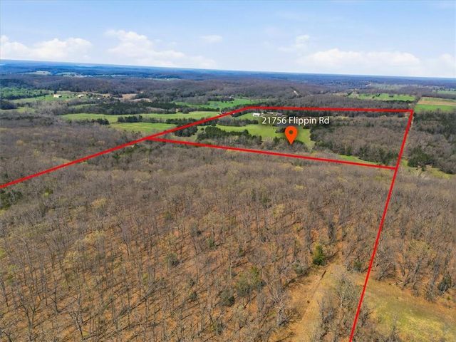 21756 Flippin Road, Warsaw, MO 65355