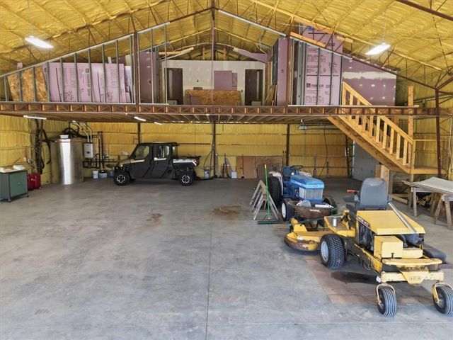21756 Flippin Road, Warsaw, MO 65355
