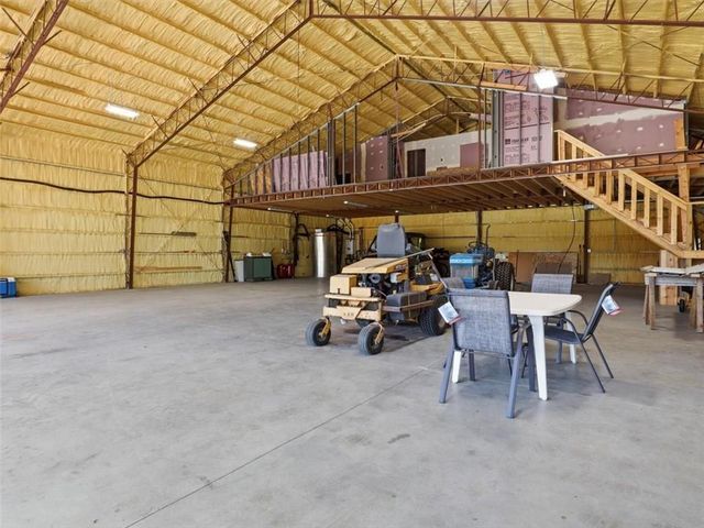 21756 Flippin Road, Warsaw, MO 65355