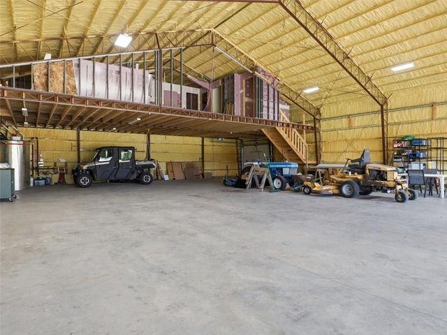 21756 Flippin Road, Warsaw, MO 65355