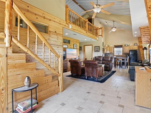 21756 Flippin Road, Warsaw, MO 65355