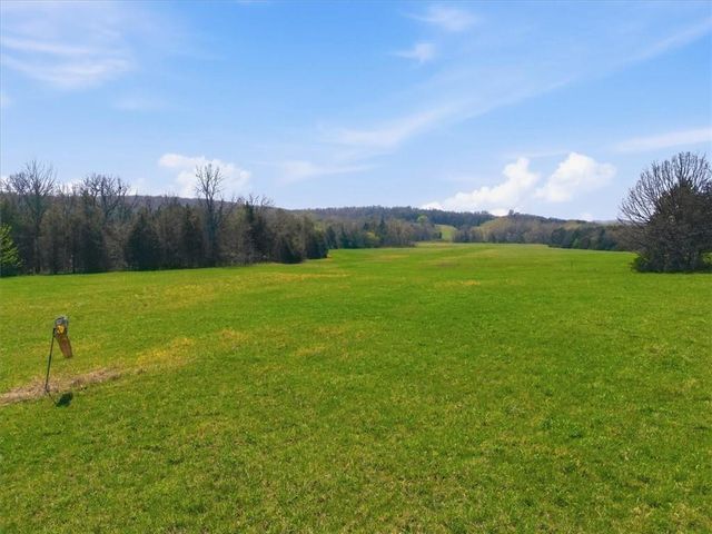 21756 Flippin Road, Warsaw, MO 65355