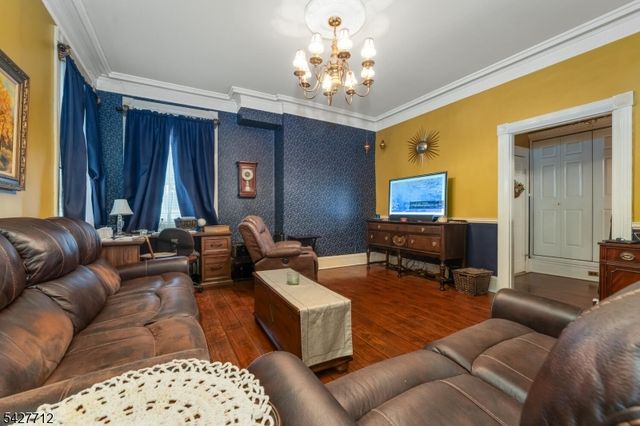 323 Water St, Belvidere Twp., NJ 07823