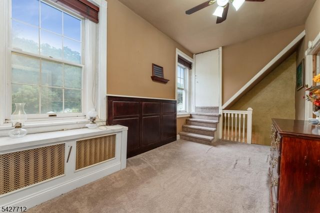 323 Water St, Belvidere Twp., NJ 07823